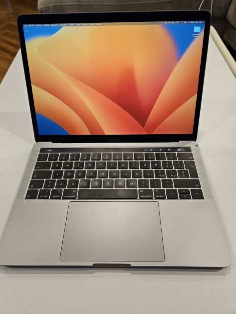 MacBook Pro 13 2019