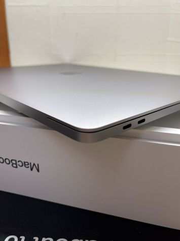 Macbook Pro 16 i9 32 GB 8 GB Gpu 2020