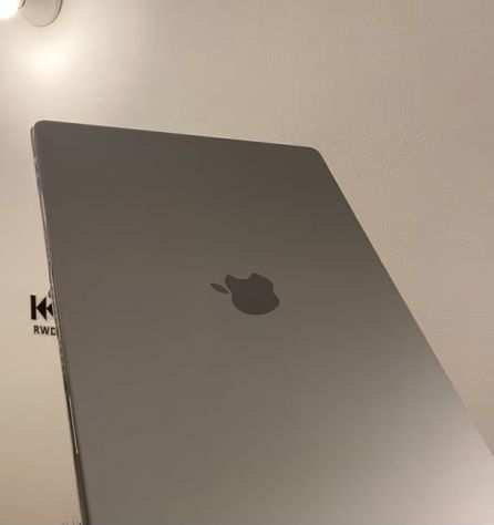 MacBook Pro 16rsquo m1