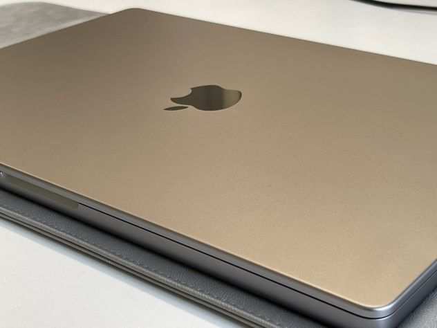 MacBook Pro (2021) 16quot - Apple M1 Pro con CPU 10-core e GPU 16-Core - 16GB RAM -