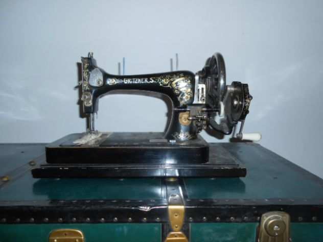 macchina da cucire antica