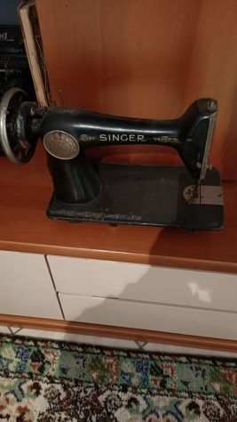 Macchina da cucire vintage Singer