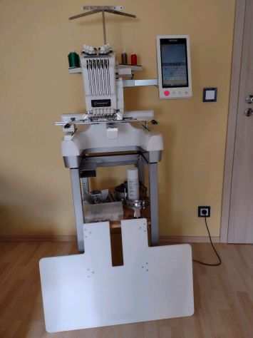 Macchina da ricamo Entrepreneur Brother PR650