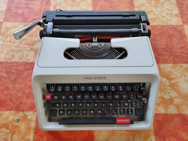 macchina da scrivere ANTARES COMPACT 360
