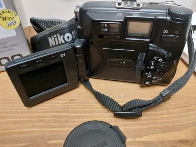 macchina fotografica digitale nikon coolpix 5000