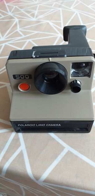 macchina fotografica polaroid