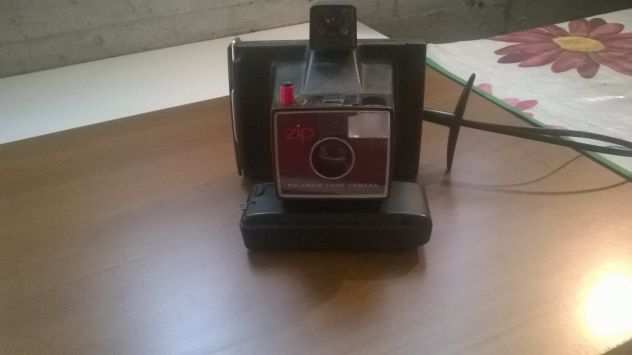 macchina fotografica polaroid zip