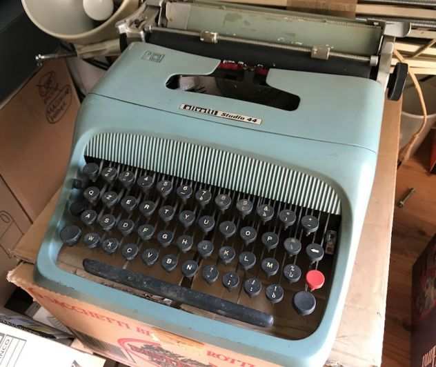 Macchine da scrivere Olivetti