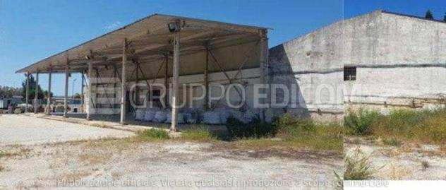 Magazzini e locali di deposito di 711 mq in vendita a Priolo Gargallo - Rif. 4423085