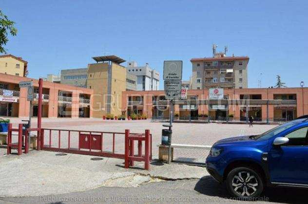 Magazzini e locali di deposito di 77 mq in vendita a Matera - Rif. 4434099