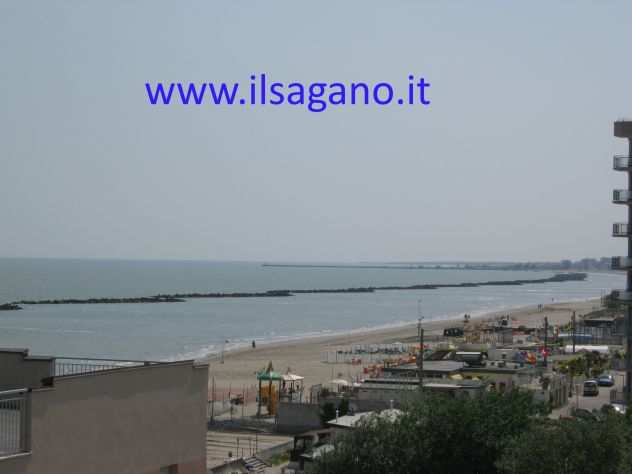 Maggio  Giugno Bilocale VISTA MARE a Lido Scacchi 15--286 -1100-