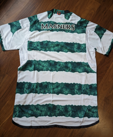 maglia Celtic Glasgow, Adidas, taglia M, NUOVA