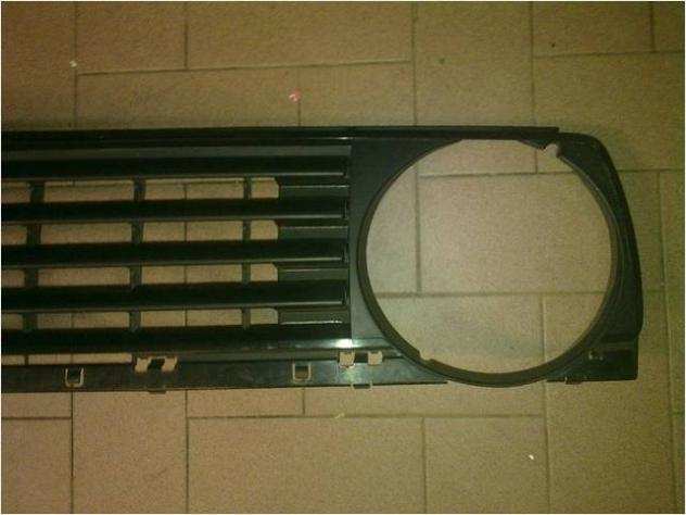 Mascherina anteriore originale VW Golf Usato