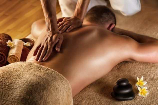 Massaggiatrice orientale,esperienza ventennale nel campo dei massaggi,