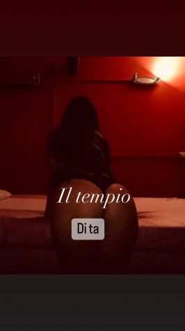 Massaggio TANTRA in promozione 3511356943