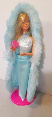 Mattel - 30 - Bambola Barbie magic moves - 1960-1969