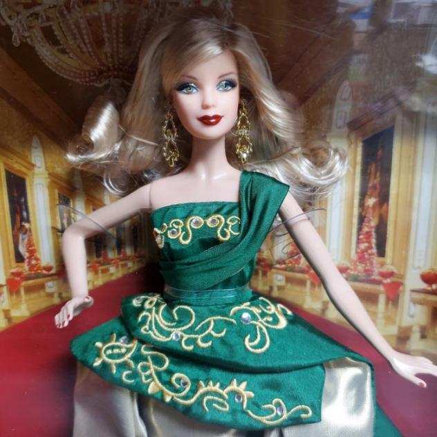 Mattel - Bambola Barbie 2011 Holiday Barbie Magia delle Feste Natale - 2010-2020 - Cina