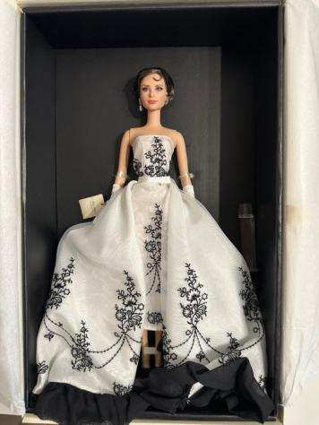 Mattel - Bambola Barbie Audrey Hepburn as Sabrina - 2010-2020 - Indonesia