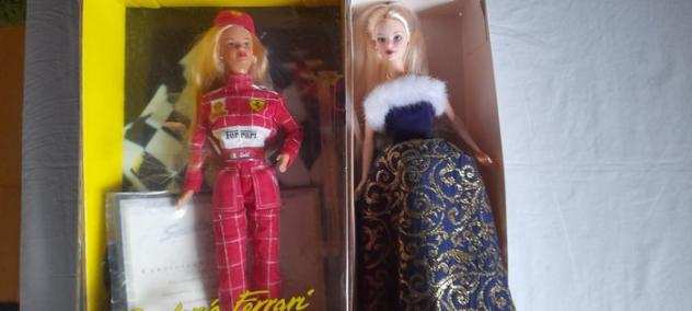 Mattel - Bambola Barbie Barbie Ferrari e Barbie Ring the New Year - 1990-2000 - Indonesia