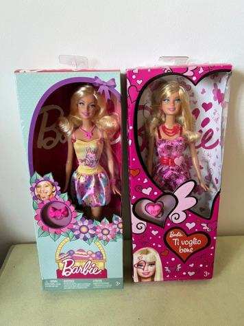 Mattel - Bambola Barbie Barbie Ti voglio bene 2011  Barbie Con vestito Coniglietto - 2000-2010