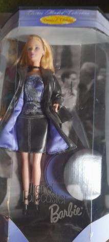 Mattel - Bambola Barbie Trend Forecaster - Malesia