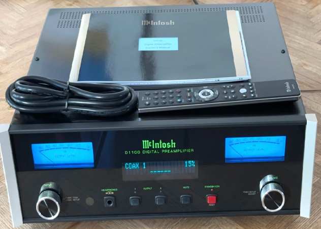 McIntosh D1100 Digital Preamplifier