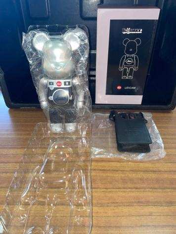 Medicom Toy - Giocattolo Bearbrick 400 Leica con accessorio Limited edition cm 28 - 2010-2020