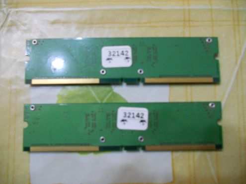 Memoria Ram Infineon 128mb 800-45 4 ECC