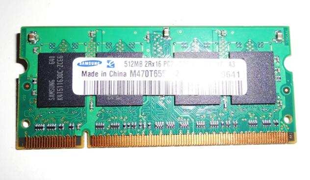 MEMORIA RAM SODIMM 512MB PC2-5300 667MHz Tipo di ricambio Usato Euro 7