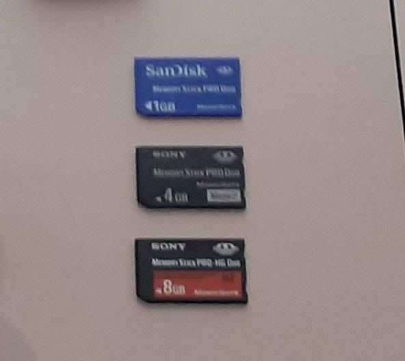 MEMORY STICK 1 GB - SANDISK