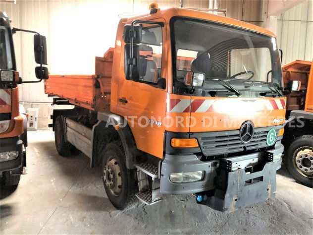 MERCEDES ATEGO 1318 AK 4x4 Patente B