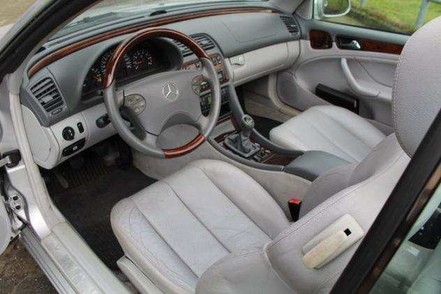 Mercedes-Benz - CLK 230 Kompressor - 2000