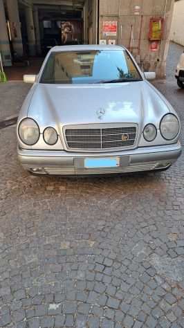 Mercedes-Benz E 200 Classe E - W210 Berlina Elegance