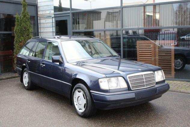 Mercedes-Benz - E-Klasse 200 TE - 1995