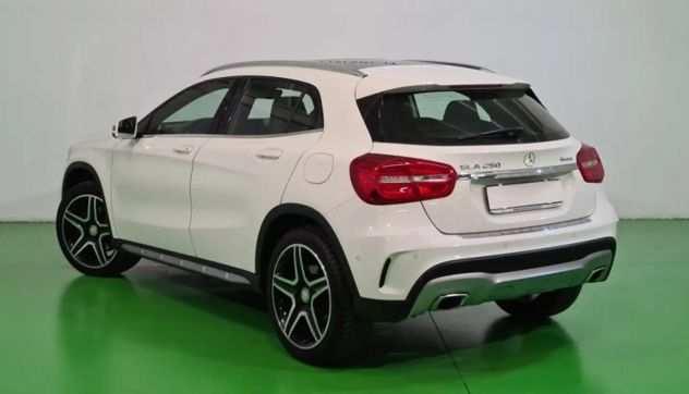 MERCEDES BENZ GLA 250 PREMIUM 4 MATIC