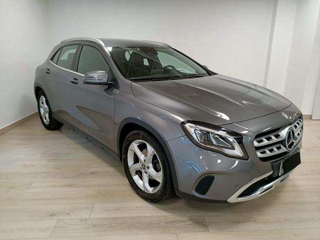 Mercedes-Benz GLA (X156) 180 Sport