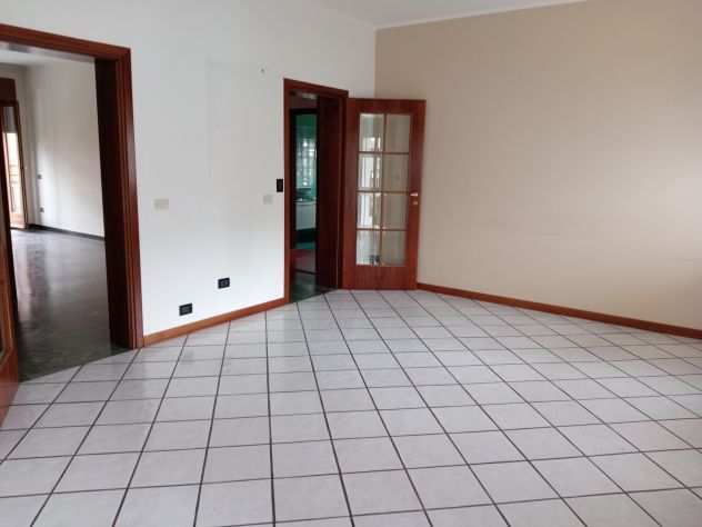 Mestre Carpenedo appartamento signorile con garage
