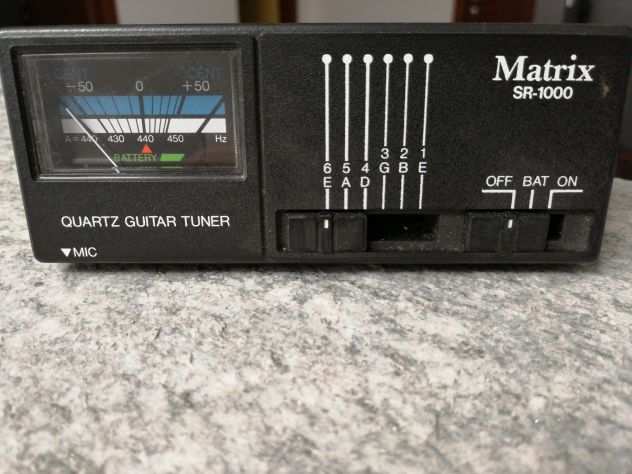 metronomo accordatore Matrix Quartz Guitar Tuner SR 1000
