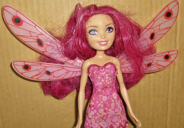 MIA AND ME DOLL BAMBOLA BARBIE 2013 MIA DISNEY MATTEL 22 CM DA COLLEZIONE