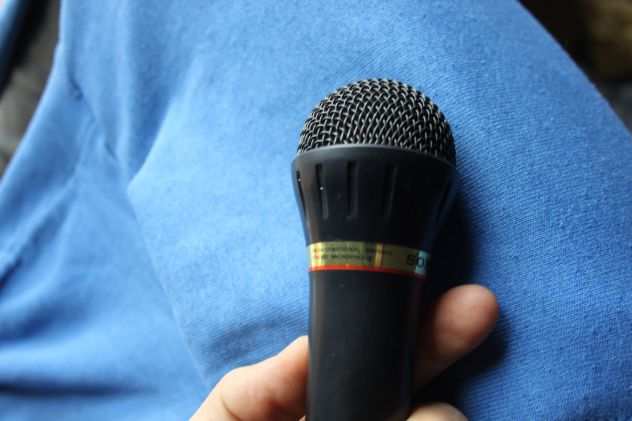 Microfono con filo lungo SONY F V-5 da Karaoke usato funzionante ottimo