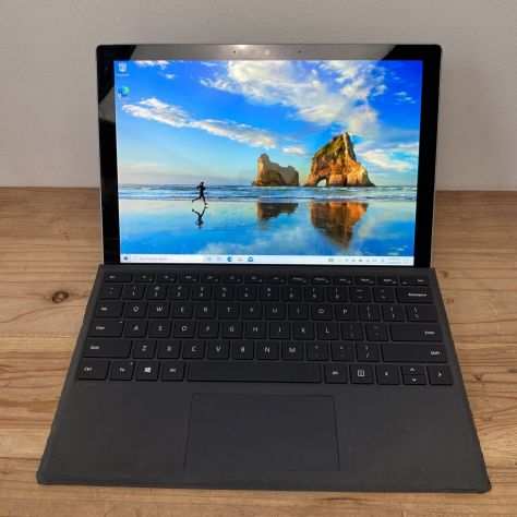 Microsoft Surface Pro 7 2in1 Laptop 128Gb 8Gb