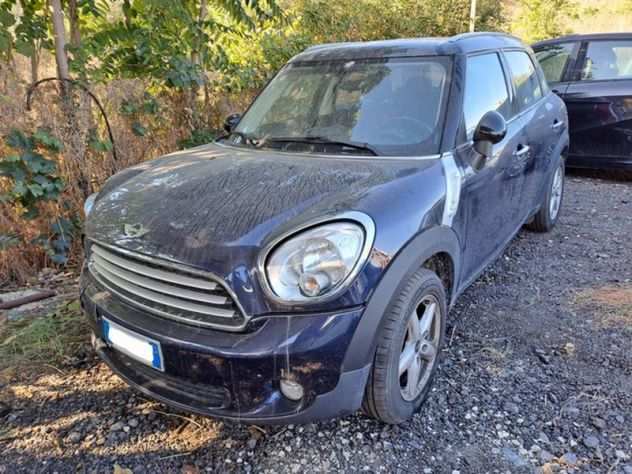 Mini 1.6 Cooper D Countryman ALL4 110cv anno 05-2014 sinistrata