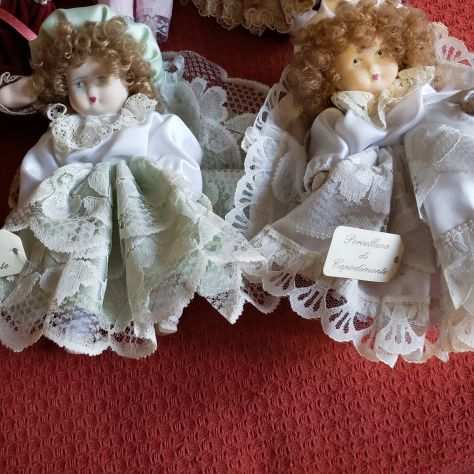 mini bambole in ceramica