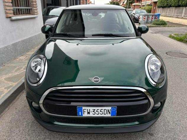MINI Cooper D 1.5 Cooper D Business automatico rif. 21448789
