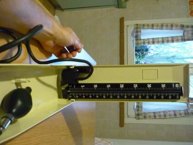 misuratore di pressione arteriosa a mercurio