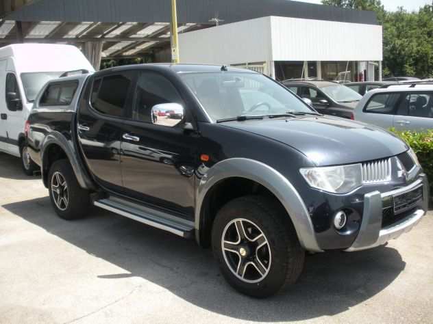 mitsubishi l200 2.5di-d intense