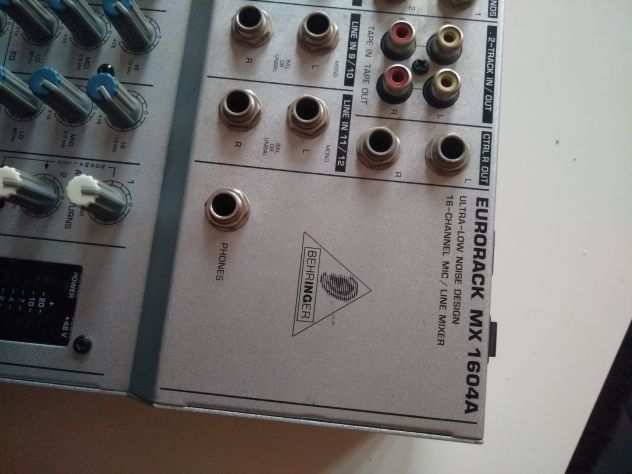 mixer Behringer Eurotrack 1604A