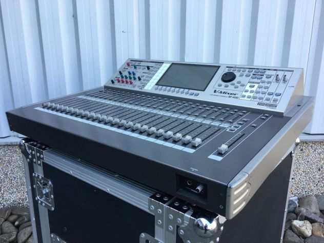 Mixer digitale Roland M400