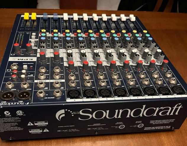 Mixer Soundcraft EPM8 in ottime condizioni