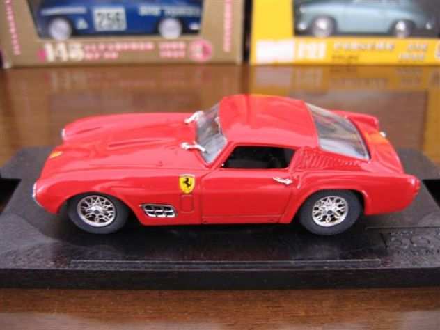 MODEL BOX 8405 Ferrari 250 GT PROVA 143